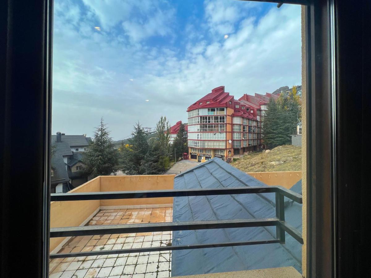 Apartamentos A Vivir Sierra Nevada 3000 Bagian luar foto